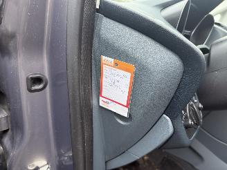 Ford C-Max 1.0 Titanium (MPV 5-dr.) picture 29