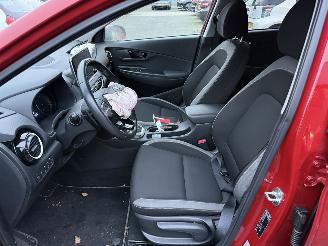 Hyundai Kona 1.6 GDI HEV Fashion  AUTOMAAT SUV 5-dr. picture 20