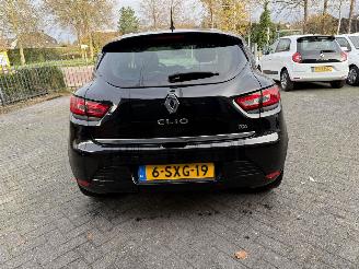 Renault Clio 0.9 TCe Dynamique  NAVIGATIE Hatchback 5-dr. picture 4