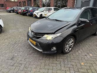 Toyota Auris 1.8 Hybrid Lease Pro picture 29