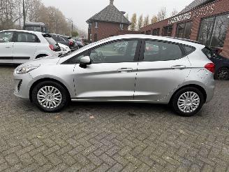 Ford Fiesta 1.0 EcoBoost  (Hatchback 5-dr.) picture 2
