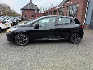 Renault Clio 0.9 TCe Dynamique (Hatchback 5-dr.) picture 2