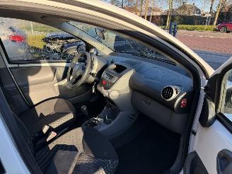 Toyota Aygo 1.0-12V Comfort  AIRCO  (Hatchback 5-dr.) picture 12