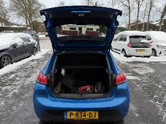 Peugeot e-208 EV GT Pack 50 kWh  Hatchback 5-dr. picture 24