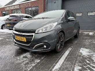 Unfallwagen Peugeot 208 1.6 BlueHDi Blue Lease (Hatchback 5-dr.) 2017/7