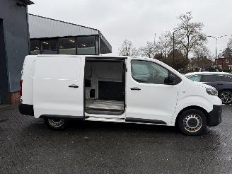 Toyota Proace 2.0 D-4D Cool Comfort Long picture 13
