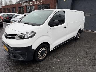 Toyota Proace 2.0 D-4D Cool Comfort Long picture 18