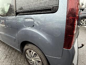 Citroën Berlingo 1.6 VTi Attraction (MPV 4-dr.) picture 18