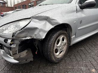 Peugeot 206 1.4 Génération (Hatchback 3-dr.) picture 23