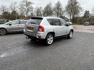 Jeep Compass 2.0 Limited (SUV 5-dr.) picture 32