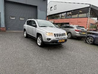 Jeep Compass 2.0 Limited (SUV 5-dr.) picture 28