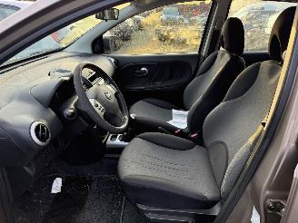 Nissan Note 1.4 Visia  AIRCO (MPV 5-dr.) picture 14