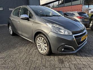 Peugeot 208 1.2 PureTech Allure (Hatchback 5-dr.) picture 8