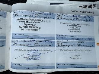 Peugeot 208 1.2 PureTech Allure (Hatchback 5-dr.) picture 28