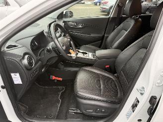 Hyundai Kona EV Premium 64 kWh (SUV 5-dr.) 10537  EX BTW picture 21