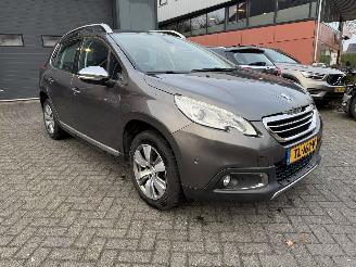 Peugeot 2008 1.2 PureTech Féline (SUV 5-dr.) picture 7