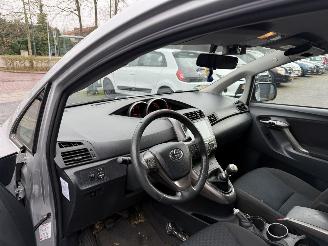 Toyota Verso 1.8 VVT-i Aspiration (MPV 5-dr.) picture 18