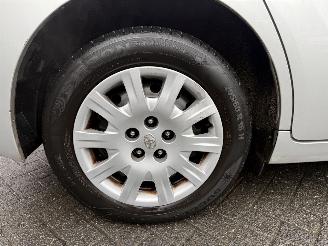 Toyota Verso 1.8 VVT-i Aspiration (MPV 5-dr.) picture 36