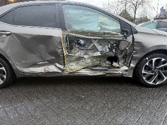 Toyota Corolla SEDAN 1.6 picture 35