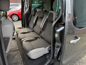Citroën Berlingo 1.2 PureTech Feel (MPV 5-dr.) picture 16