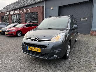 krockskadad bil auto Citroën Berlingo 1.2 PureTech Feel (MPV 5-dr.) 2016/9