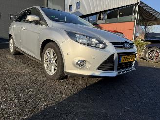 Ford Focus 1.6 EcoBoost Lease Titanium picture 27