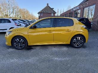 Peugeot 208 1.2 PureTech Allure (Hatchback 5-dr.) picture 2