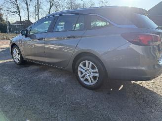 Opel Astra 1.4 Business+ picture 25
