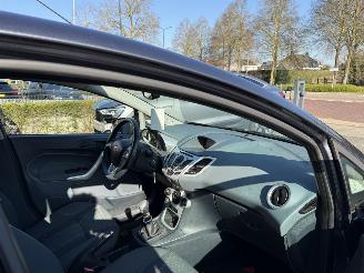 Ford Fiesta 1.25 Titanium (Hatchback 5-dr.) picture 12