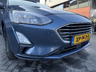 Ford Focus 1.0 EcoBoost Titanium Business picture 19