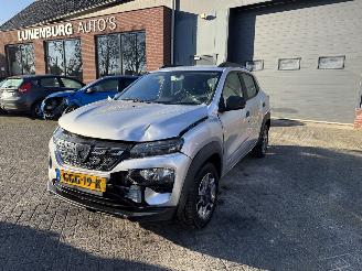 Schadeauto Dacia Spring Comfort Plus 27 kWh (Hatchback 5-dr.) 2021/6