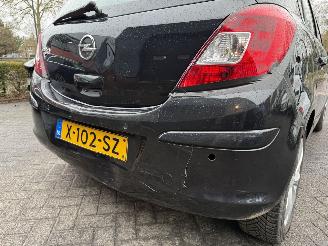 Opel Corsa 1.4-16V Cosmo (Hatchback 5-dr.) picture 28