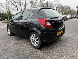 Opel Corsa 1.4-16V Cosmo (Hatchback 5-dr.) picture 3