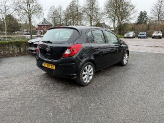 Opel Corsa 1.4-16V Cosmo (Hatchback 5-dr.) picture 35