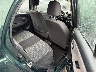 Daihatsu Trevis 1.0 (Hatchback 5-dr.) picture 15