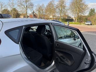 Ford Fiesta 1.6 TDCi Lease Style (Hatchback 5-dr.) picture 15