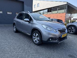 Peugeot 2008 1.2 PureTech Allure (SUV 5-dr.) picture 7