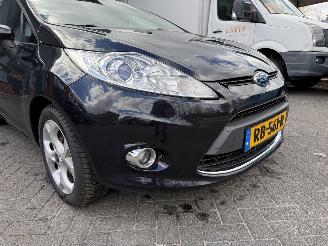 Ford Fiesta 1.25 Ghia (Hatchback 5-dr.) picture 26