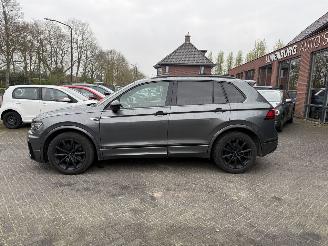 Volkswagen Tiguan 2.0 TSI 4Motion Highline Business R picture 2