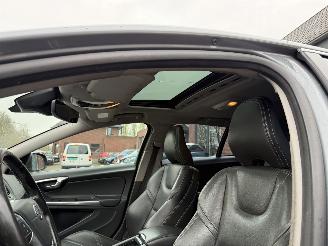 Volvo V-60 2.4 D6 Twin Engine R-Design picture 22