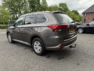 Mitsubishi Outlander 2.0 PHEV Business Edition picture 3