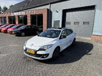 Renault Mégane 1.5 dCi Bose PANORAMADAK picture 35
