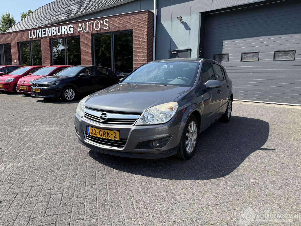 Opel Astra 1.8 Temptation  AUTOMAAT (Hatchback 5-dr.)