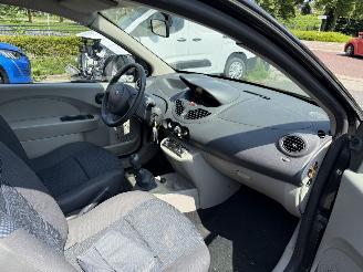 Renault Twingo 1.2 Authentique (Hatchback 3-dr.) picture 23