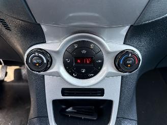 Ford Fiesta 1.25 Titanium (Hatchback 5-dr.) picture 30