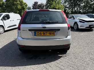 Ford Fiesta 1.3 Centennial (Hatchback 5-dr.) picture 4