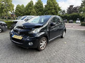 Toyota Aygo 1.0-12V  AIRCO (Hatchback 5-dr.) picture 5
