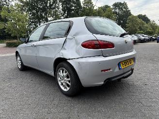 Alfa Romeo 147 1.6 T.Spark Veloce Progression picture 3