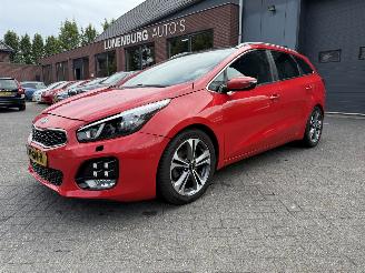 krockskadad bil auto Kia Cee d 1.0 T-GDi GT-Line PANORAMADAK 2017/9