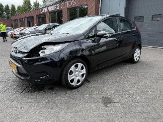 Damaged car Ford Fiesta 1.25 Champion (Hatchback 5-dr.) 2012/6